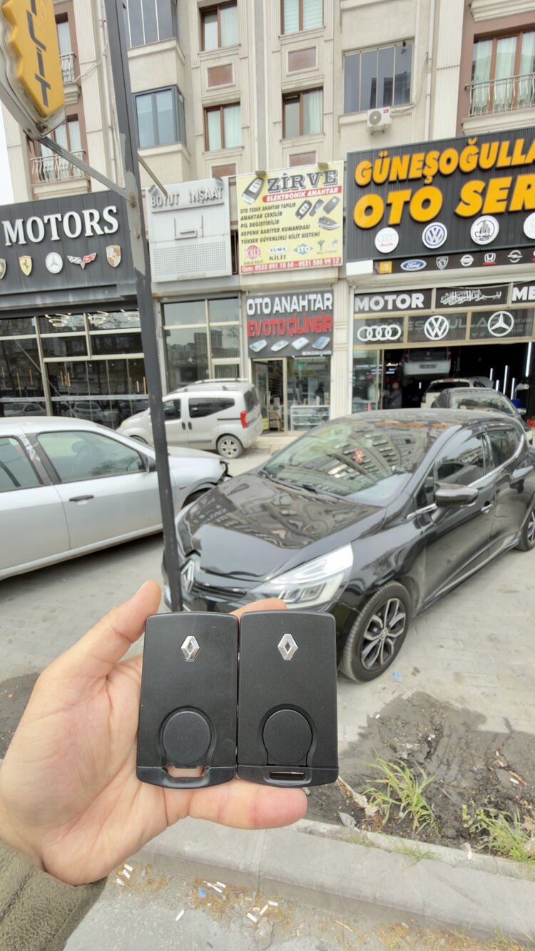 Renault Clio 4 kart anahtar ve yedek anahtar Esenyurt Oto Anahtar