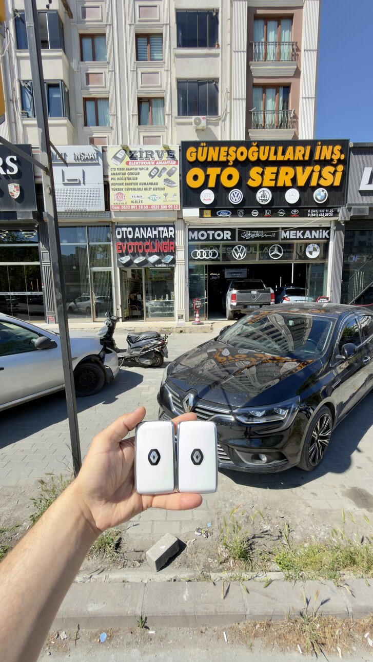 Renault Megane 4 yedek kart anahtar yapımı